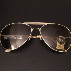 🕶Aviator 14k sunglasses, never worn!!🕶